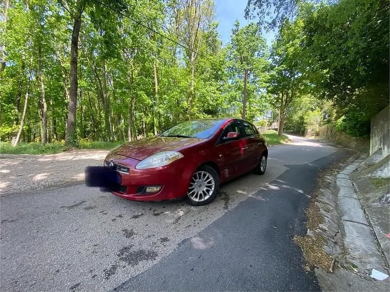 Utilisé 2009 Fiat Bravo Emotion Citadine | 2 990 € - Image 1/4