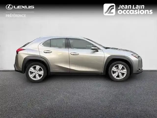 Occasion Lexus UX 250h 154 ch (113 kW) 2022 Gris SUV