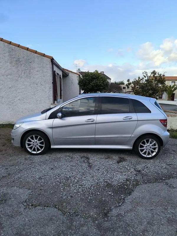 Gris Occasion 2006 Mercedes B200 Monospace | 6 500 € - Image 1/4