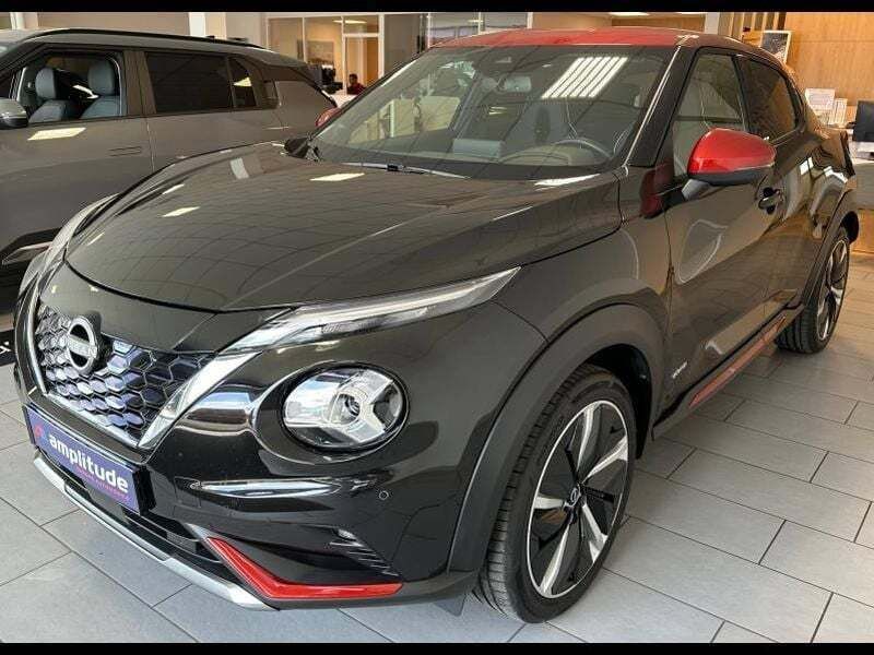 Noir kuro mã©tallisã©+toit rouge fuji Utilisé 2023 Nissan Juke SUV | 23 989 € (Prix juste) - Image 1/4