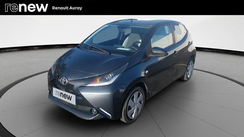 Gris Utilisé 2018 Toyota Aygo X-play Citadine | 8 770 € (Bon prix) - Image 1/4