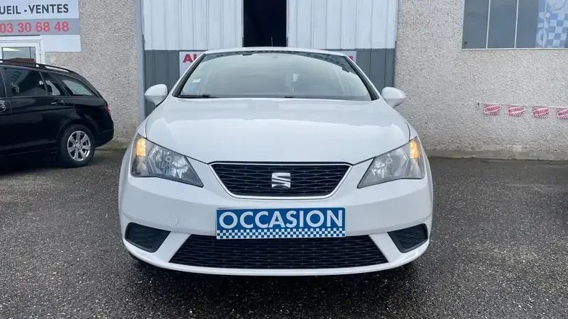 Blanc Utilisé 2016 Seat Ibiza Business Berline | 9 190 € (Prix juste) - Image 1/4