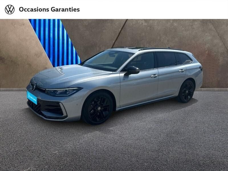 Argent dolomite métallisée Utilisé 2024 VW Passat R-line Break | 45 900 € - Image 1/4