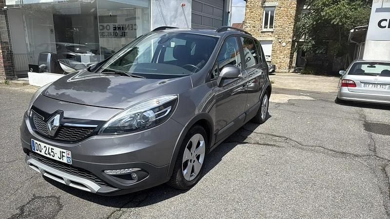 Gris Utilisé 2015 Renault Scénic III XMOD Monospace | 7 900 € (Prix juste) - Image 1/4