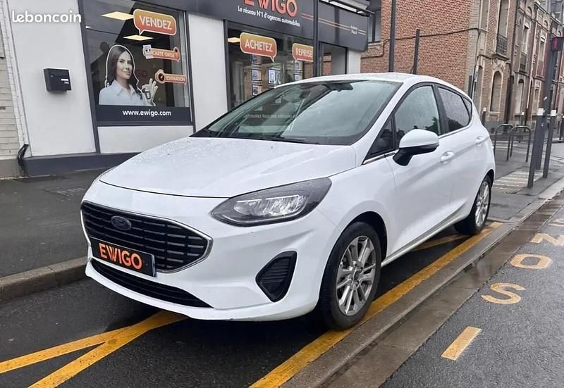 Blanc Utilisé 2024 Ford Fiesta Business Edition Citadine | 16 900 € (Prix juste) - Image 1/4