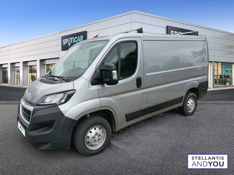 Gris Utilisé 2022 Peugeot Boxer S Van | 17 490 € (Bon prix) - Image 1/4