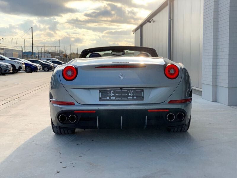 Occasion Ferrari California 560 ch (411 kW) 2014 Gris Cabriolet