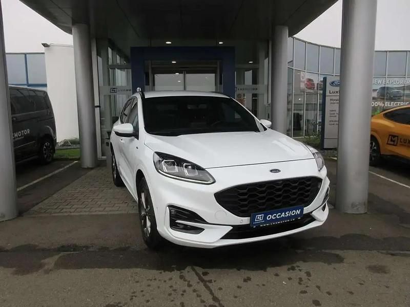 Blanc Utilisé 2022 Ford Kuga ST-Line X SUV | 29 900 € (Prix cher) - Image 1/4