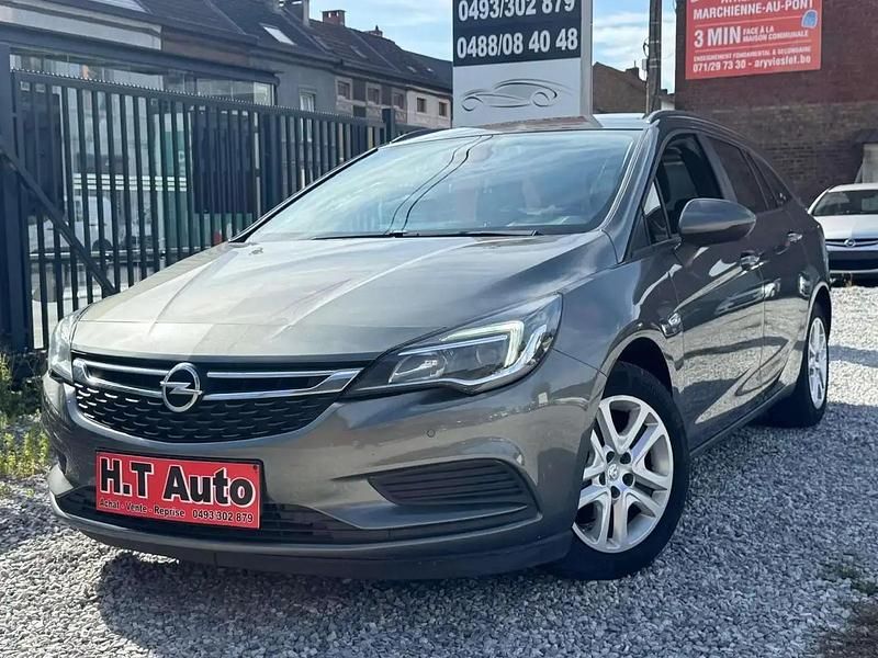 Gris Utilisé 2017 Opel Astra Enjoy Break | 5 999 € - Image 1/4