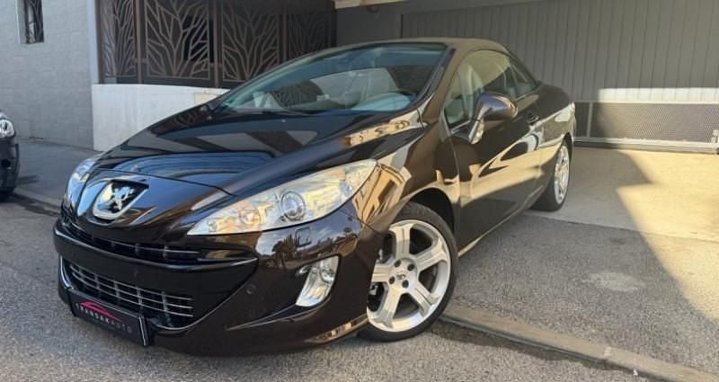 Utilisé 2009 Peugeot 308 Coupé | 7 990 € - Image 1/4