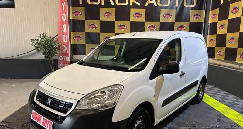 Occasion 2018 Peugeot Partner Monospace | 8 990 € (Bon prix) - Image 1/4