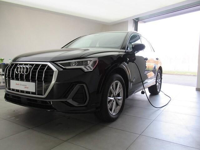 Occasion Audi Q3 S-Line 150 ch (110 kW) 2024 Noir mythe métallisé SUV