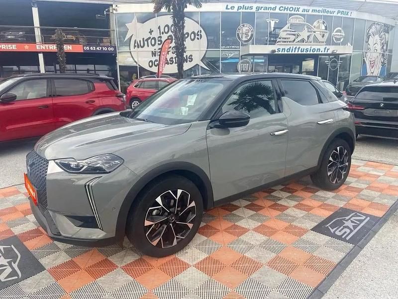 Gris Occasion 2023 DS Automobiles DS3 Crossback Rivoli SUV | 22 950 € (Prix assez cher) - Image 1/4
