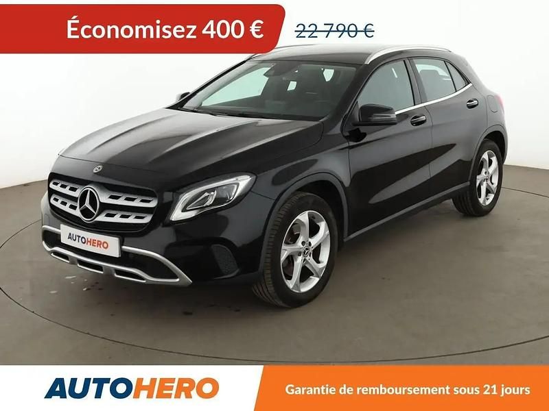 Noir Utilisé 2017 Mercedes GLA250 SUV | 22 390 € - Image 1/2