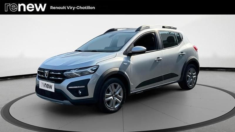 Gris Utilisé 2021 Dacia Sandero Comfort Citadine | 13 990 € (Prix juste) - Image 1/4