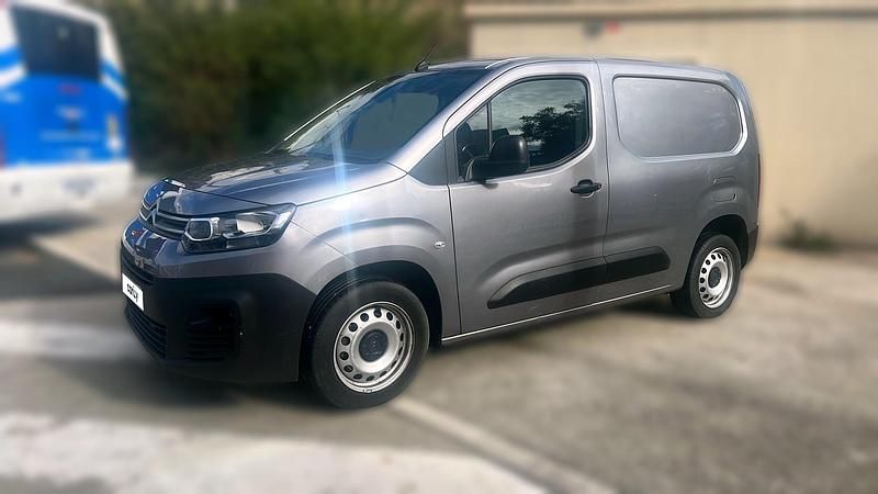 Gris Occasion 2019 Citroën Berlingo Monospace | 16 990 € - Image 1/4
