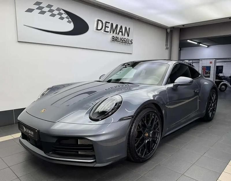 Gris Utilisé 2024 Porsche 911 Carrera Chrono Coupé | 142 900 € - Image 1/4