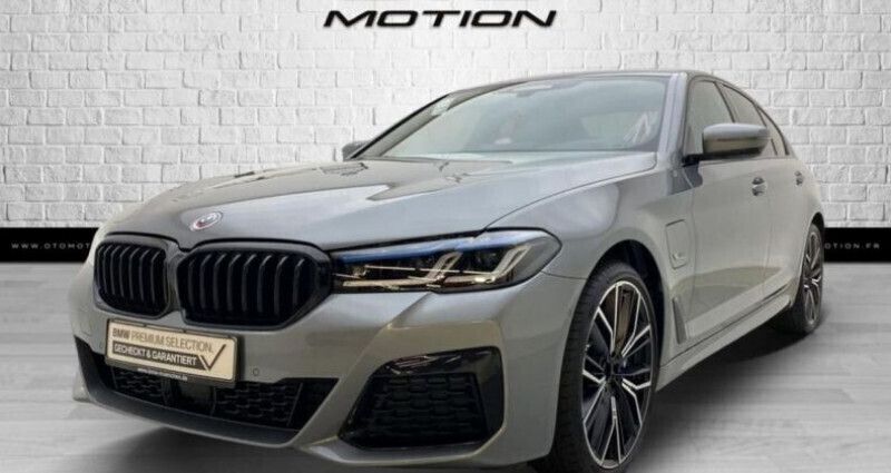 Utilisé 2022 BMW 545e Comfort Edition Berline | 72 990 € - Image 1/4