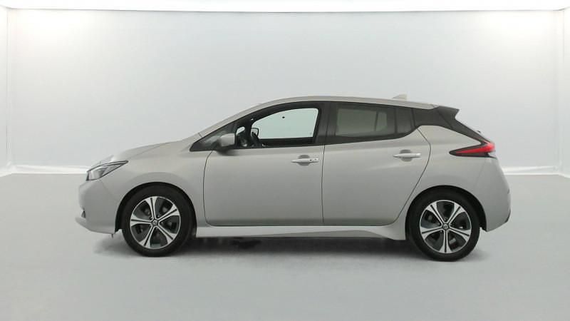 Image 2/4