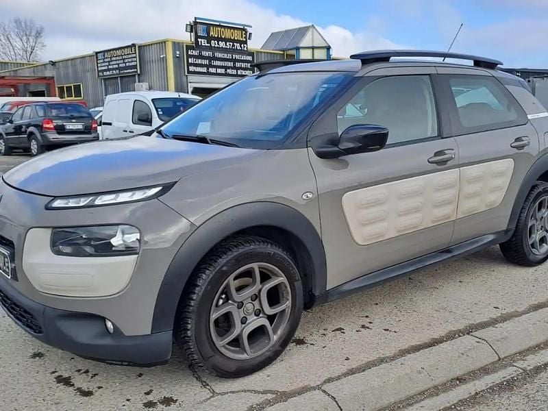 Utilisé 2014 Citroën C4 Cactus Feel Citadine | 6 990 € (Prix juste) - Image 1/4