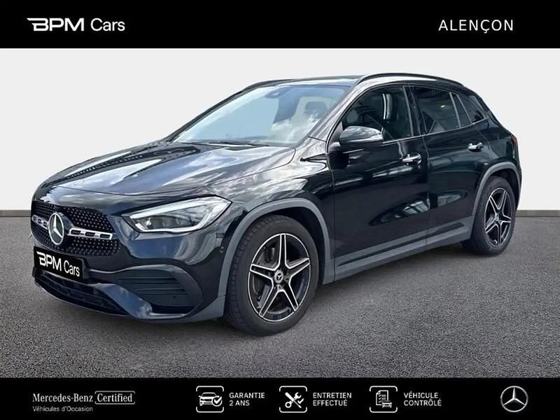 Noir Occasion 2022 Mercedes GLA200 AMG line SUV | 36 890 € (Prix juste) - Image 1/4