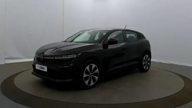 Noir Utilisé 2023 Renault Mégane Evolution Berline | 23 490 € (Bon prix) - Image 1/4