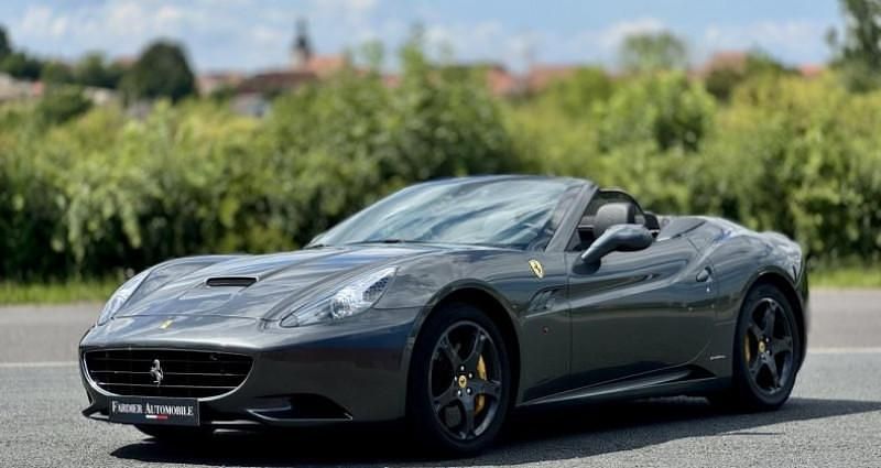 Utilisé 2011 Ferrari California Coupé | 99 990 € (Prix assez cher) - Image 1/4