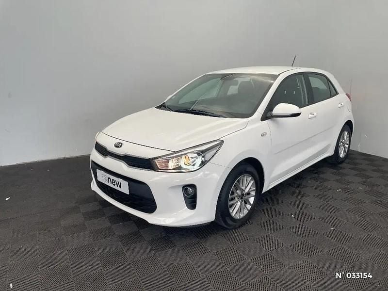 Blanc Utilisé 2019 Kia Rio GT-Line | 12 490 € (Bon prix) - Image 1/4