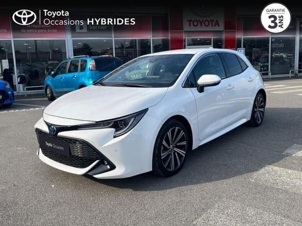 Blanc Utilisé 2022 Toyota Corolla Design | 19 490 € (Bon prix) - Image 1/4