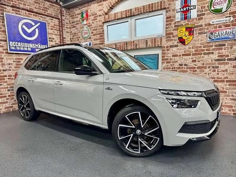 Gris Occasion 2021 Skoda Kamiq Monte Carlo SUV | 20 970 € (Bon prix) - Image 1/4