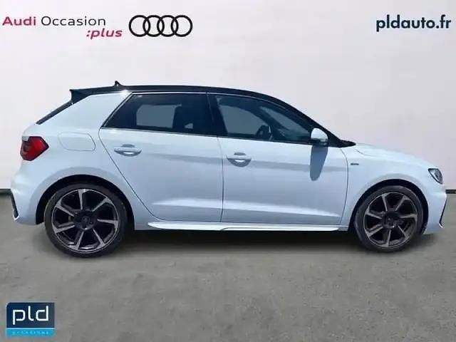 Occasion Audi A1 Sportback S-Line 150 ch (110 kW) 2024 Blanc glacier métallisé noir mythe métallisé Citadine