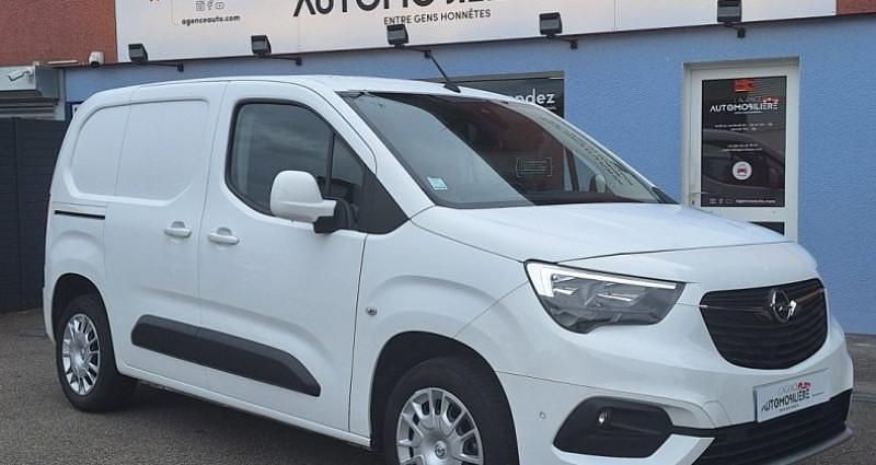 Utilisé 2020 Opel Combo Monospace | 10 490 € (Prix juste) - Image 1/3