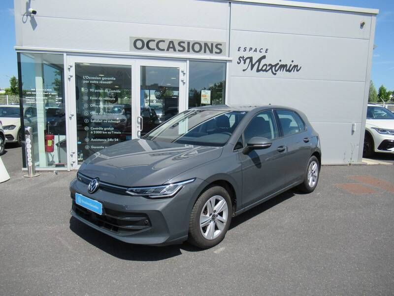 Gris Utilisé 2024 VW Golf VIII Life Berline | 25 990 € (Prix juste) - Image 1/3