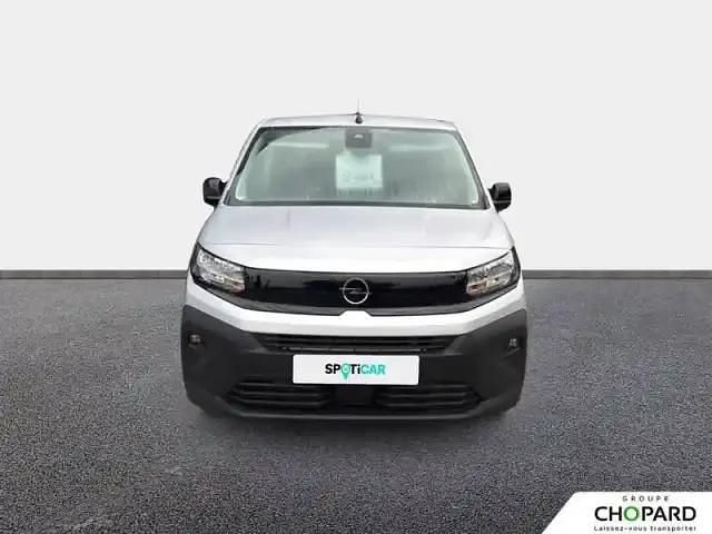 Nouvelle Opel Combo S 110 ch (80 kW) 2025 Gris aluminium flott Berline