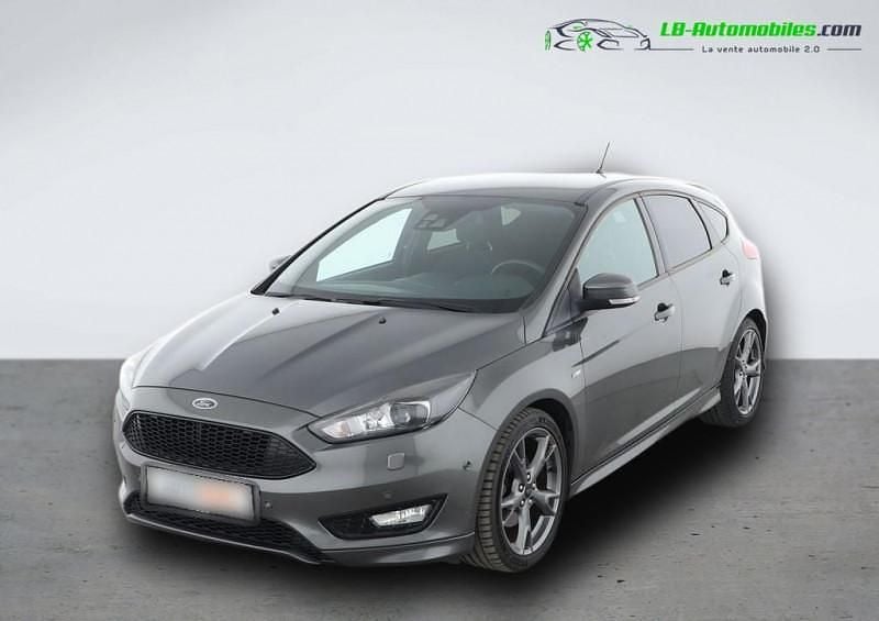 Utilisé 2017 Ford Focus Berline | 18 400 € (Prix juste) - Image 1/4