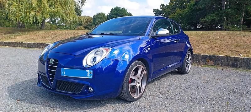 Utilisé 2009 Alfa Romeo MiTo Distinctive Citadine | 7 900 € - Image 1/4