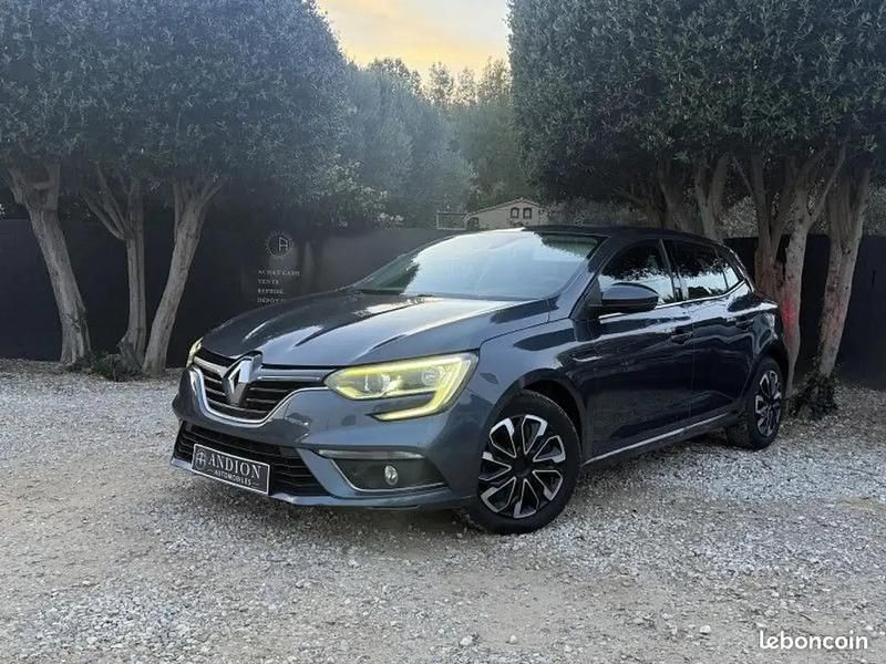 Gris Utilisé 2018 Renault Mégane IV Business Berline | 14 990 € (Prix juste) - Image 1/4