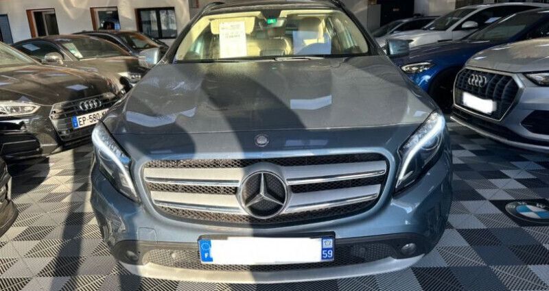 Bleu Utilisé 2014 Mercedes GLA220 SUV | 13 990 € - Image 1/4