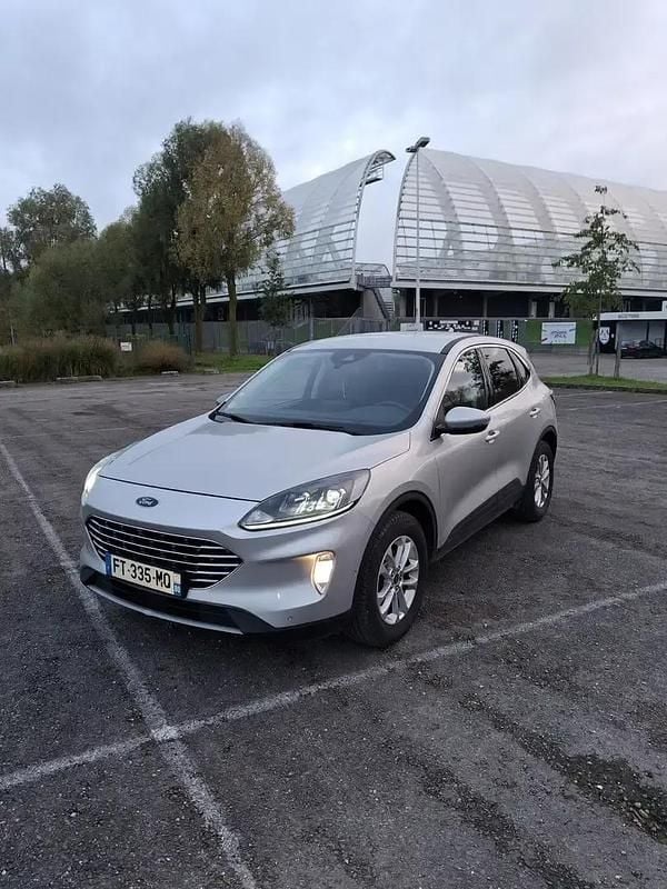 Utilisé 2020 Ford Kuga S SUV | 15 000 € (Super prix) - Image 1/4