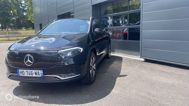 Noir Utilisé 2025 Mercedes EQA250+ Edition SUV | 39 999 € (Bon prix) - Image 1/4
