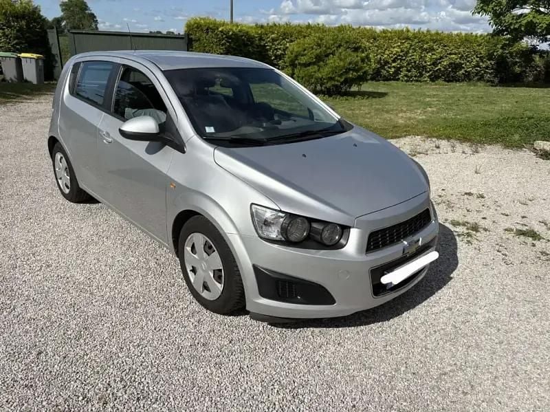 Gris Utilisé 2013 Chevrolet Aveo Citadine | 3 699 € - Image 1/4
