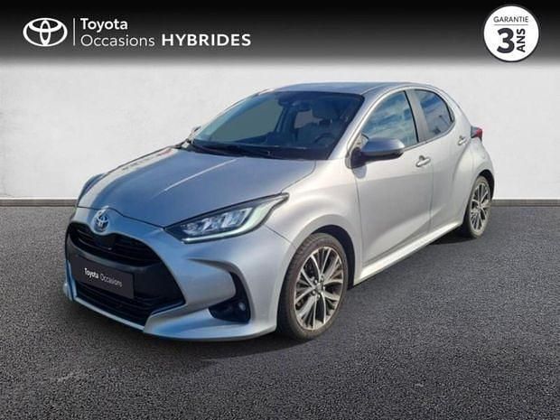 Gris Utilisé 2023 Toyota Yaris Hybrid | 23 480 € (Prix juste) - Image 1/4
