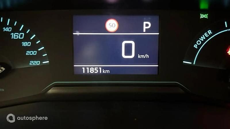 Vert Occasion 2024 Peugeot 208 Active Citadine | 18 499 € (Prix juste) - Image 1/4