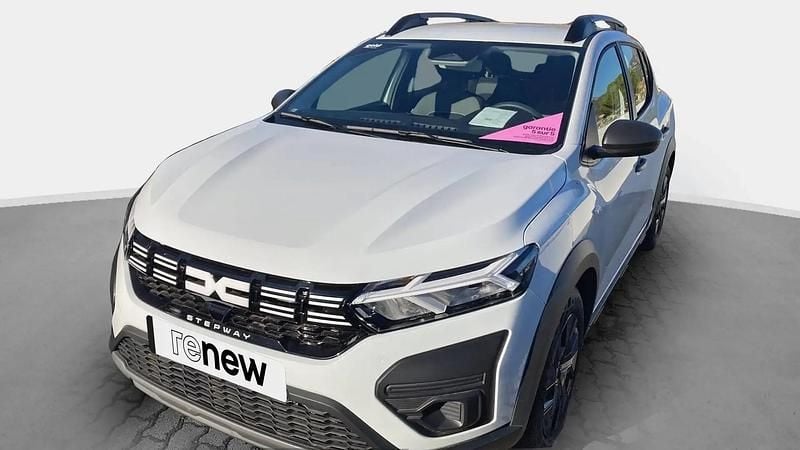 Blanc Occasion 2025 Dacia Sandero Essentiel Citadine | 16 699 € (Prix juste) - Image 1/4