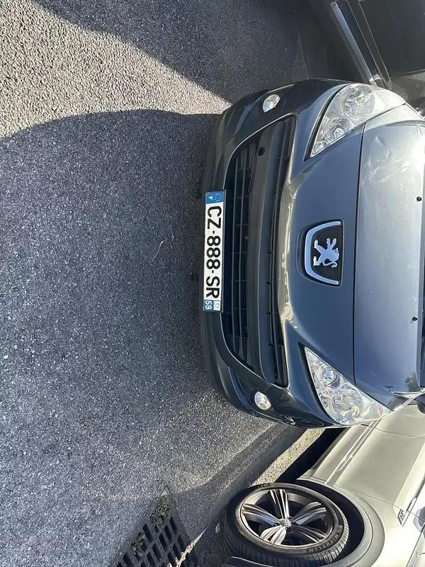 Utilisé 2013 Peugeot 207 Berline | 3 000 € (Prix juste) - Image 1/4