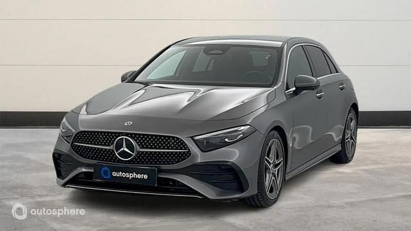 Utilisé 2023 Mercedes A200 AMG line Berline | 34 499 € - Image 1/4