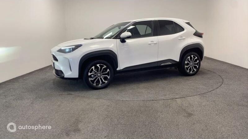 Blanc Utilisé 2022 Toyota Yaris Cross Design SUV | 23 999 € (Prix juste) - Image 1/4