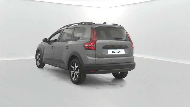 Occasion Dacia Jogger Extreme 100 ch (73 kW) 2024 Gris Monospace