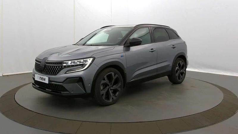 Gris Utilisé 2023 Renault Austral Iconic Esprit Alpine SUV | 29 950 € (Prix juste) - Image 1/4