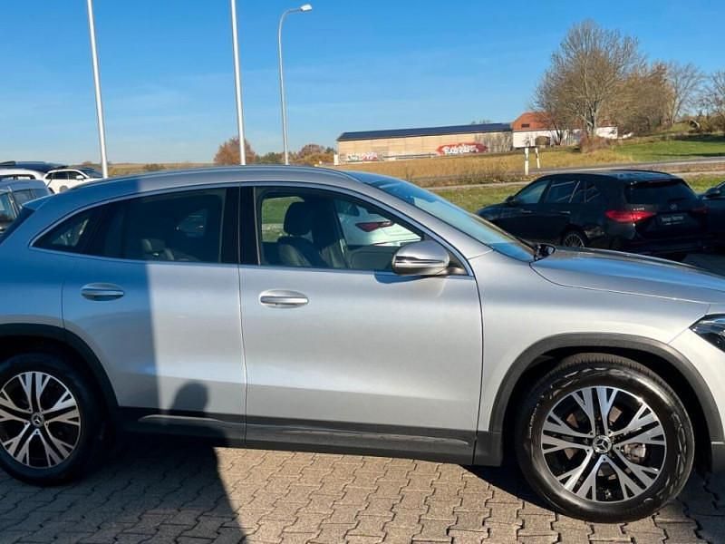 Occasion Mercedes GLA180 116 ch (85 kW) 2023 SUV